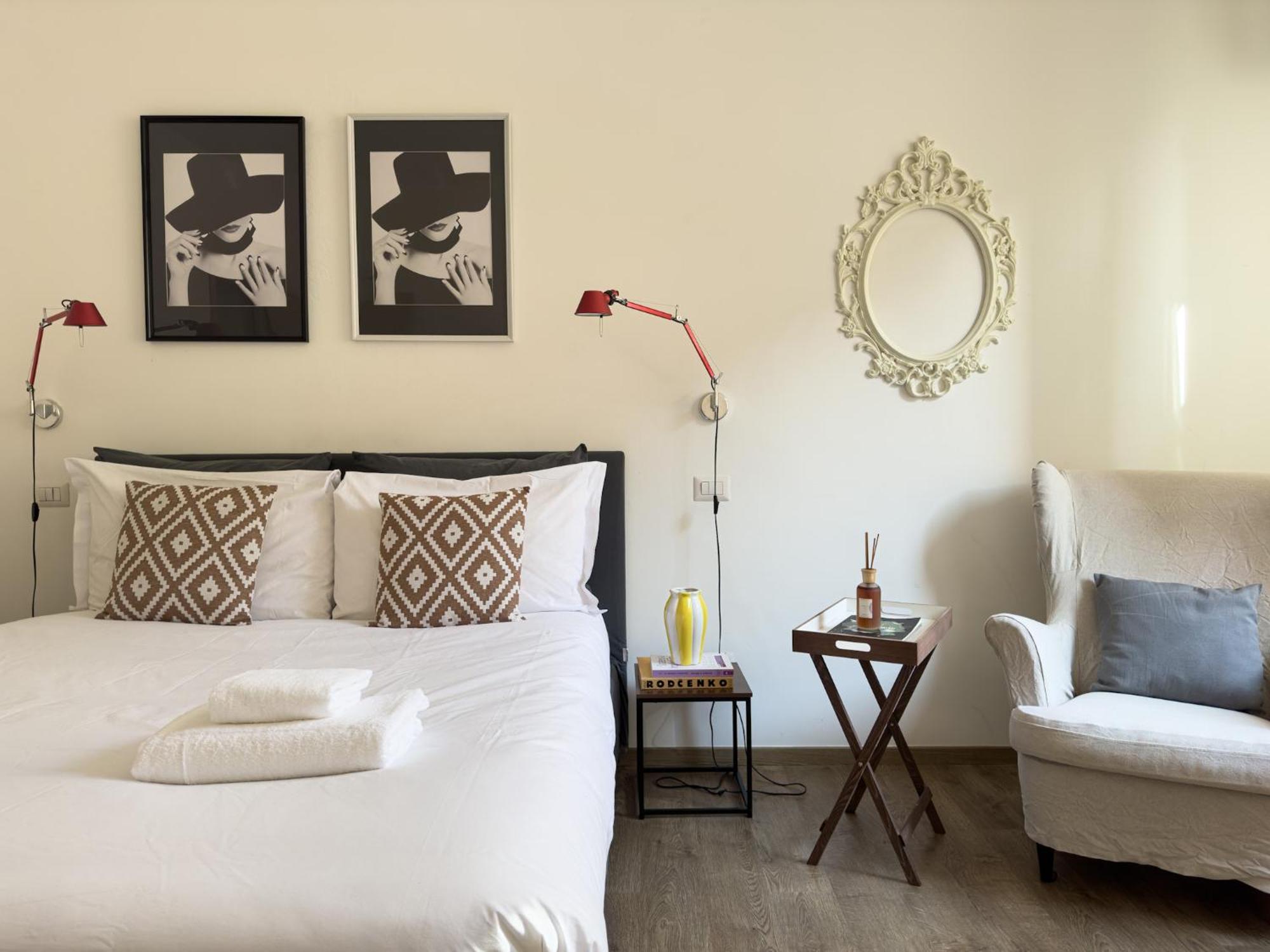 The Boutique - In The Heart Of Via Paolo Sarpi * Mailand