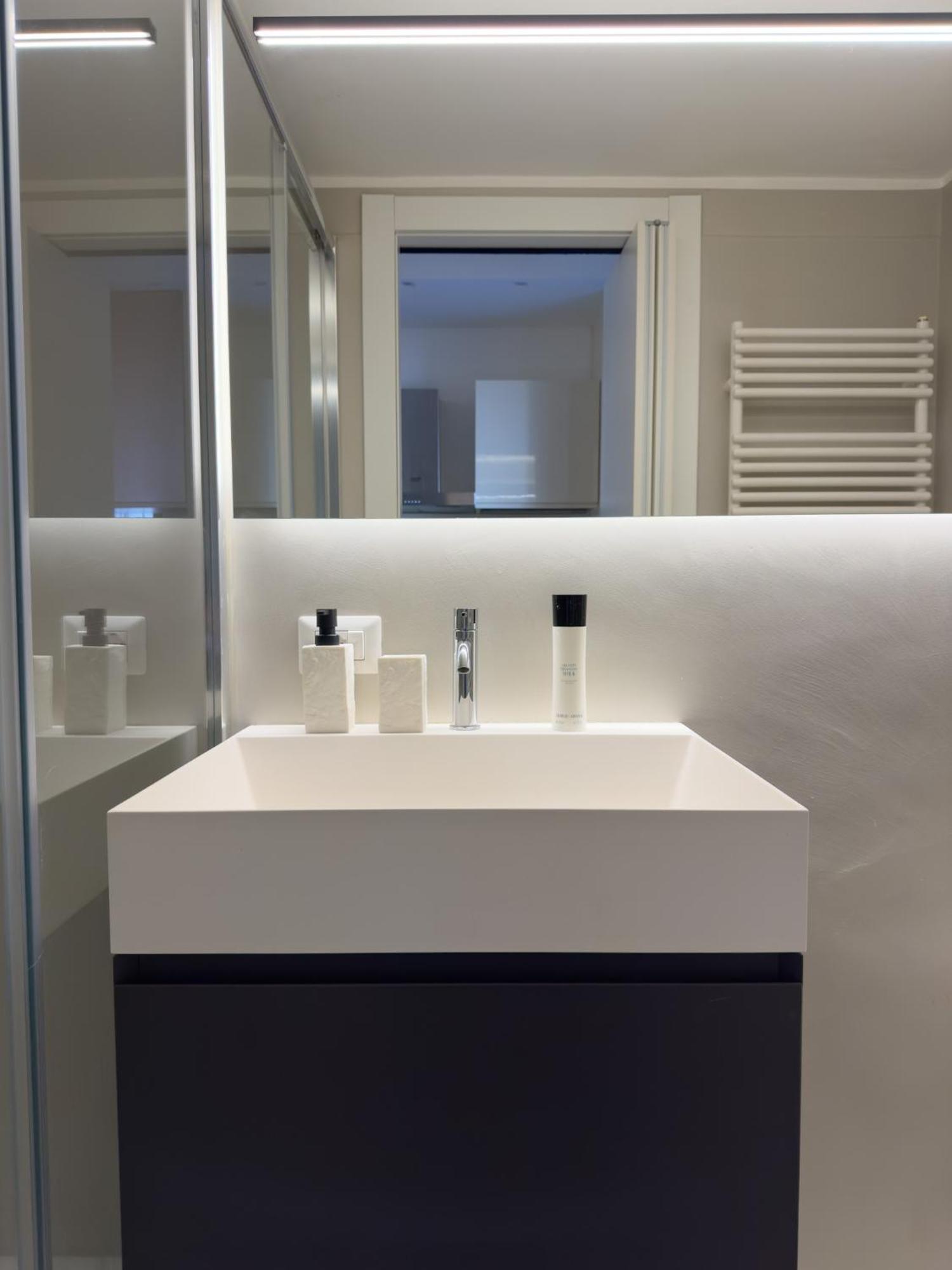The Boutique - In The Heart Of Via Paolo Sarpi Mailand